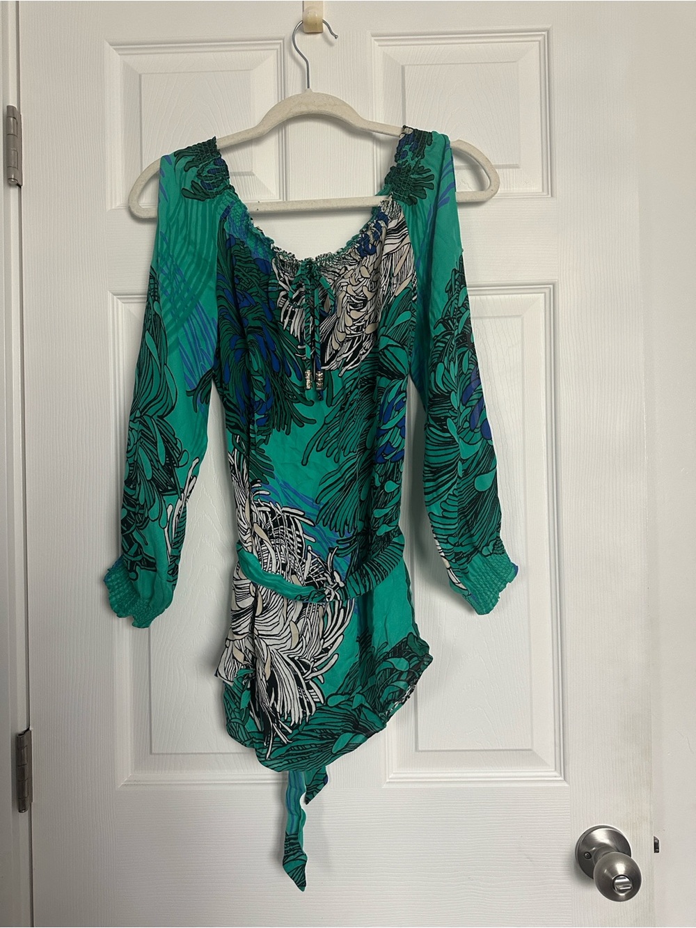 White House Black Market Green Floral Boho Tunic Top